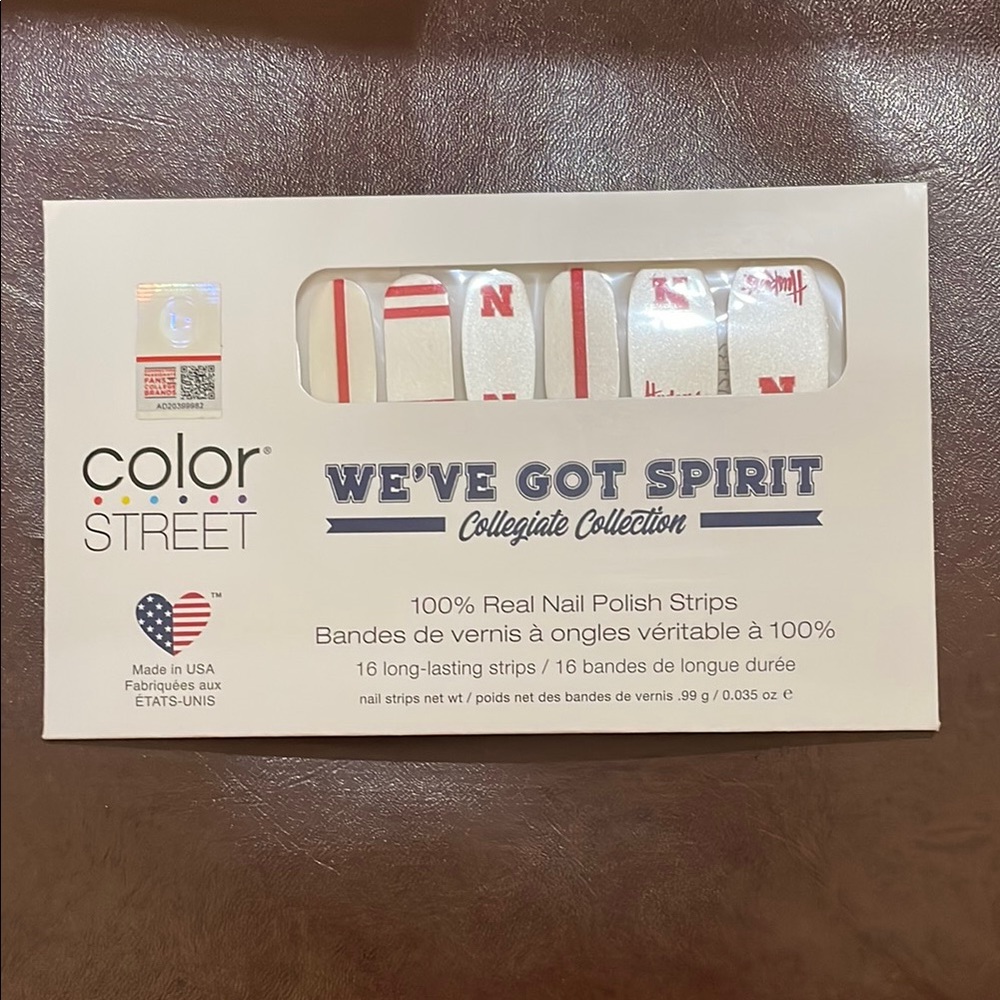 Color Street We've Got Spirit Nail Strips - Red & White
